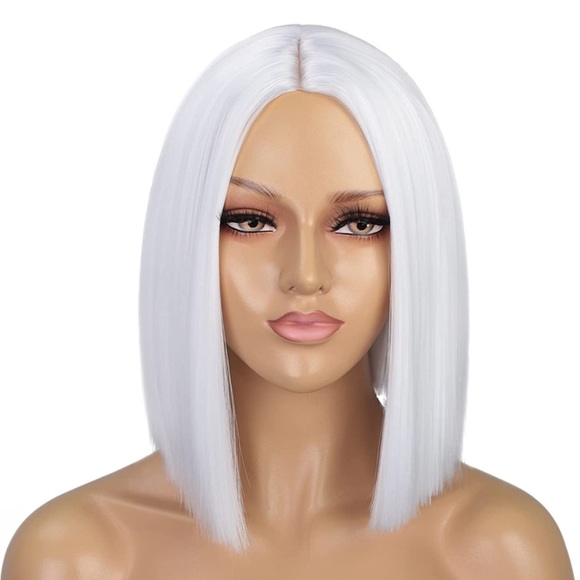 White Short Bob Synthetic Wig - Picture 1 of 4